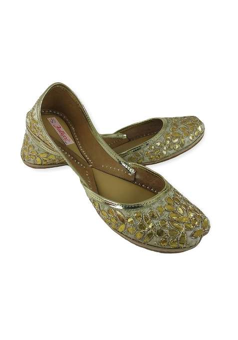 Fulkari Womens Soft Leather Bite and Pinch Free Gotta Patti Gold Embroidered Flat Jutti Ethnic Shoe