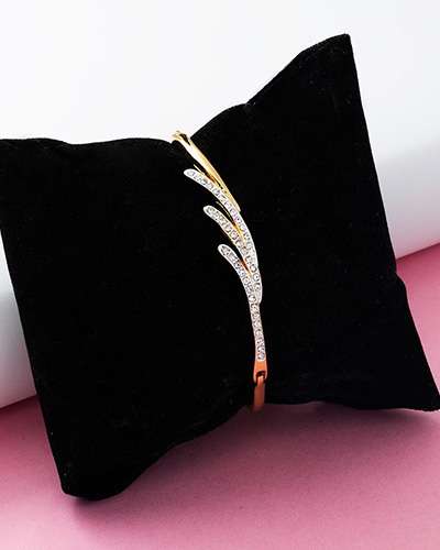 Bangle-&-Bracelet-Bracelets