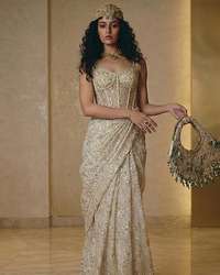 Label-By-Barkha